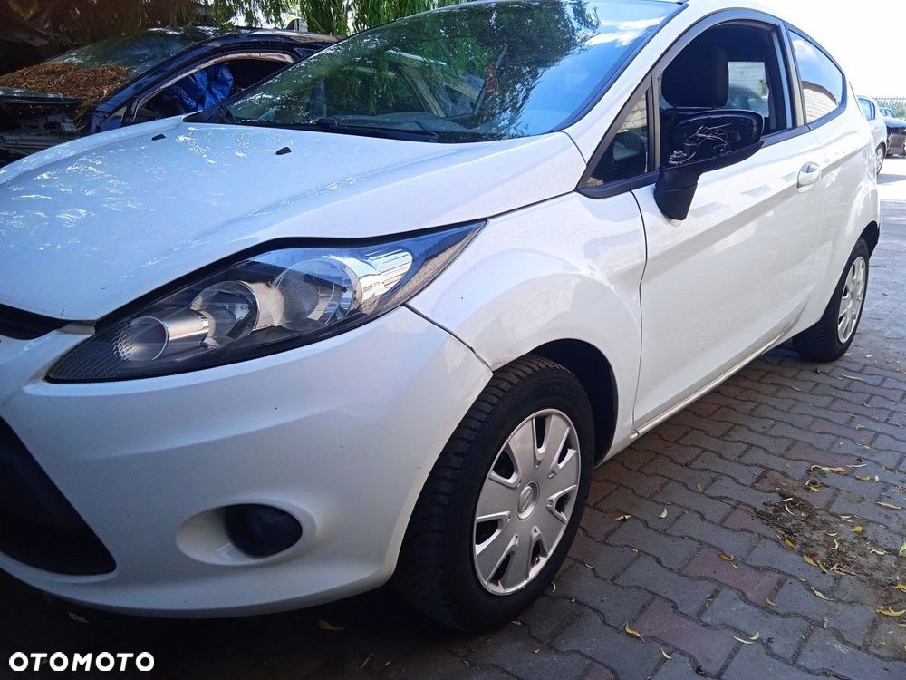 Na części Ford Fiesta MK7 1.6 H9 silnik skrzynia biegów klapa błotnik drzwi zderzak - 2