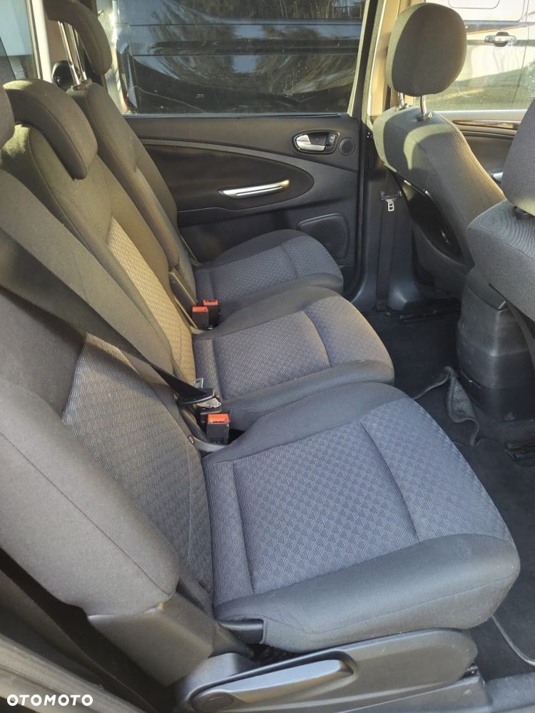 Ford Galaxy - 6