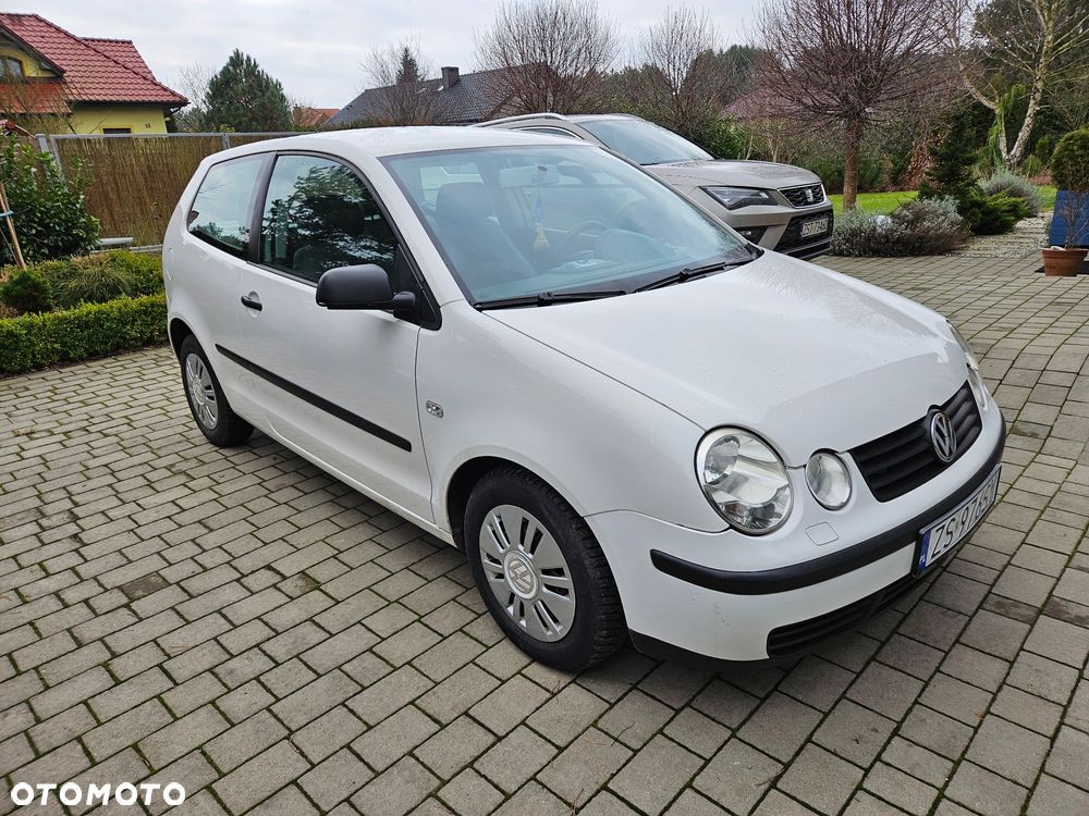 Volkswagen Polo 1.4 16V Comfortline - 1