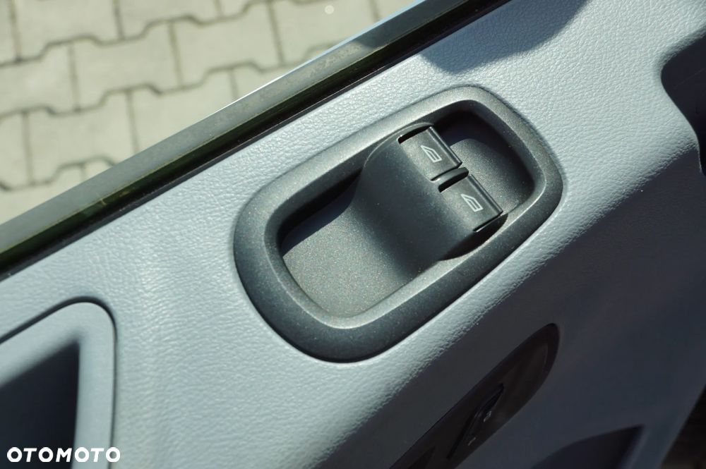 Ford Transit - 21