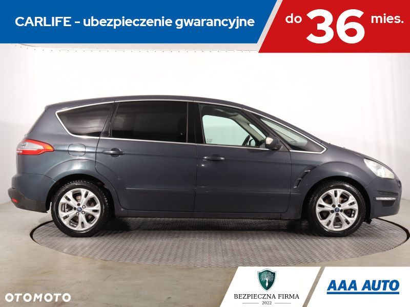 Ford S-Max - 8