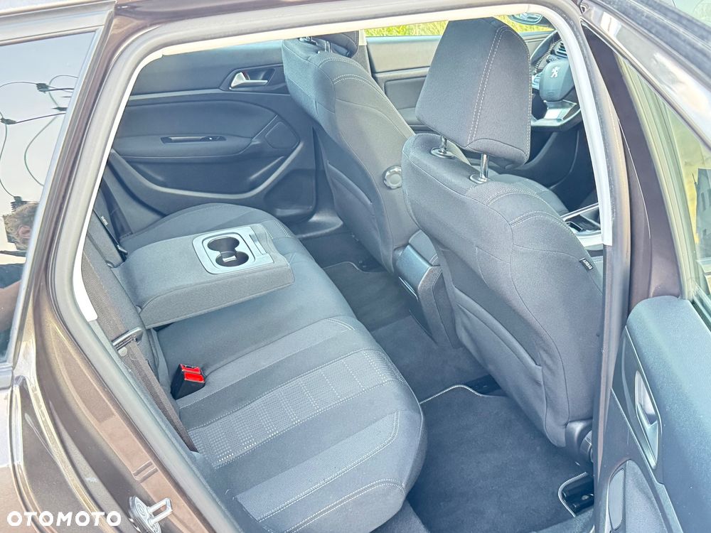 Peugeot 308 BlueHDi 150 Stop & Start Business-Line - 25