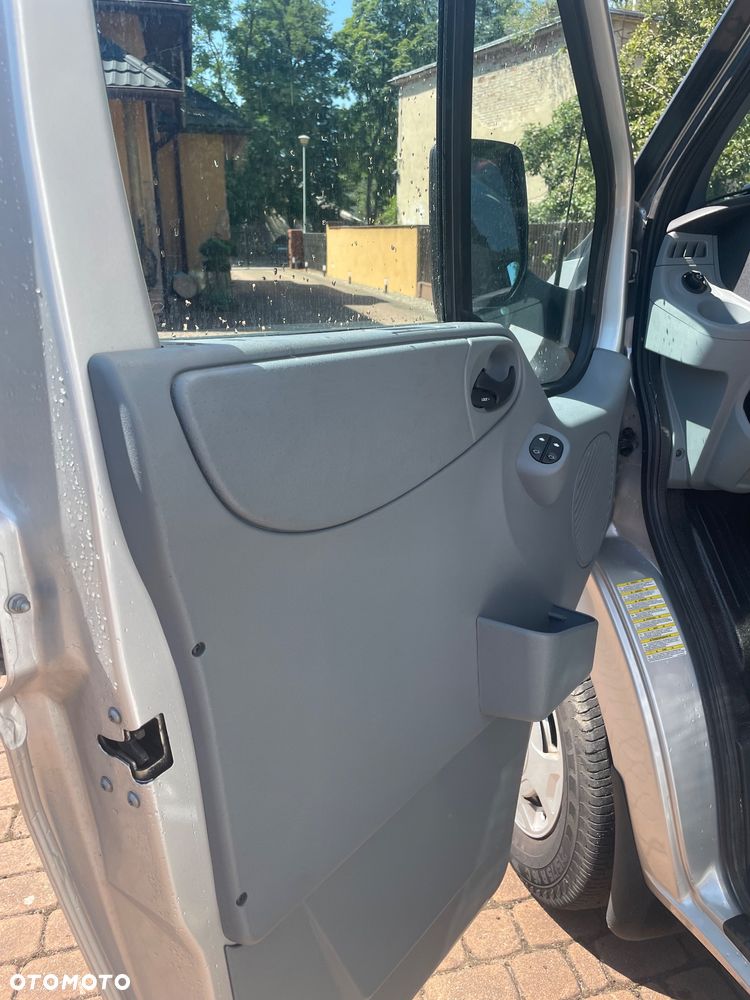 Ford Transit - 15