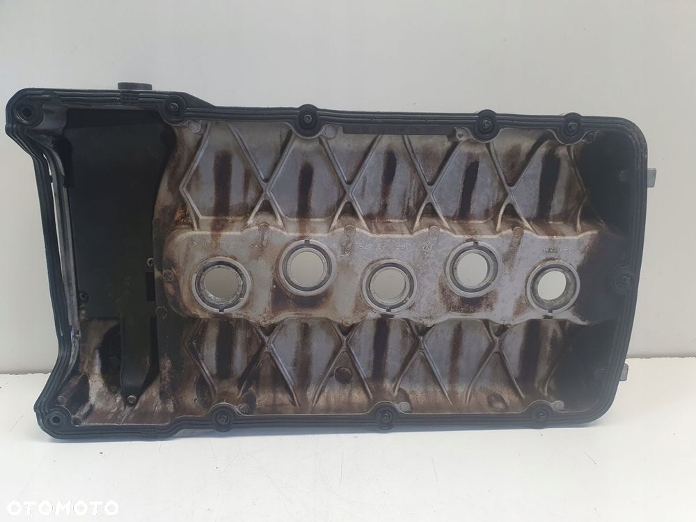 Seat Toledo II 2.3 V5 POKRYWA ZAWORÓW 066103475J - 5