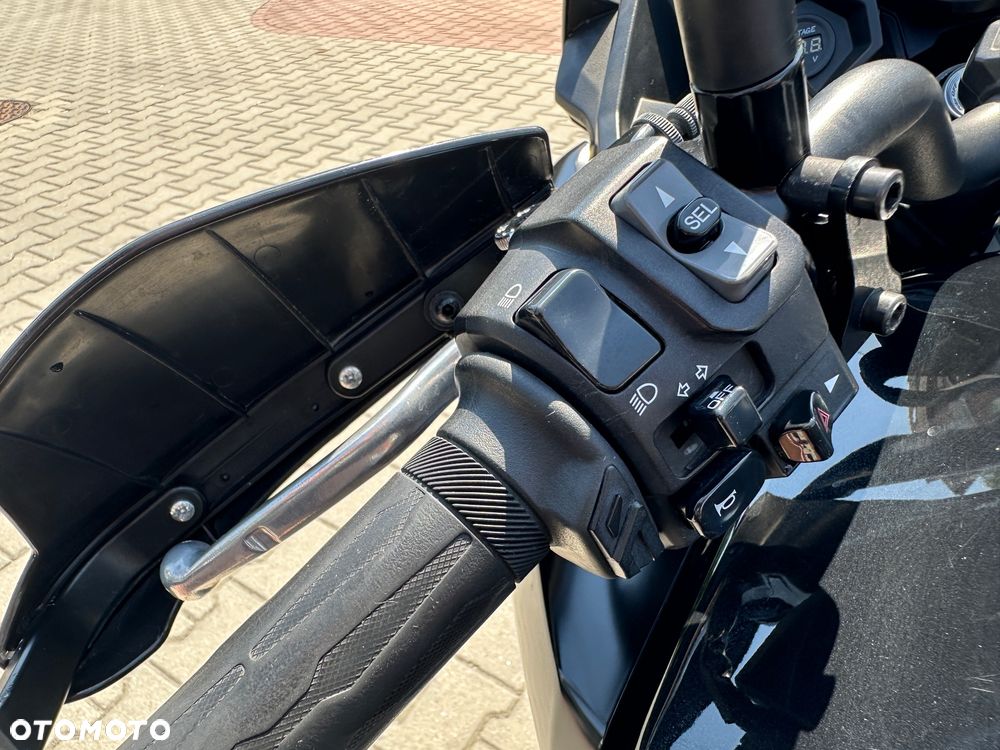 Kawasaki Versys 1000 - 7