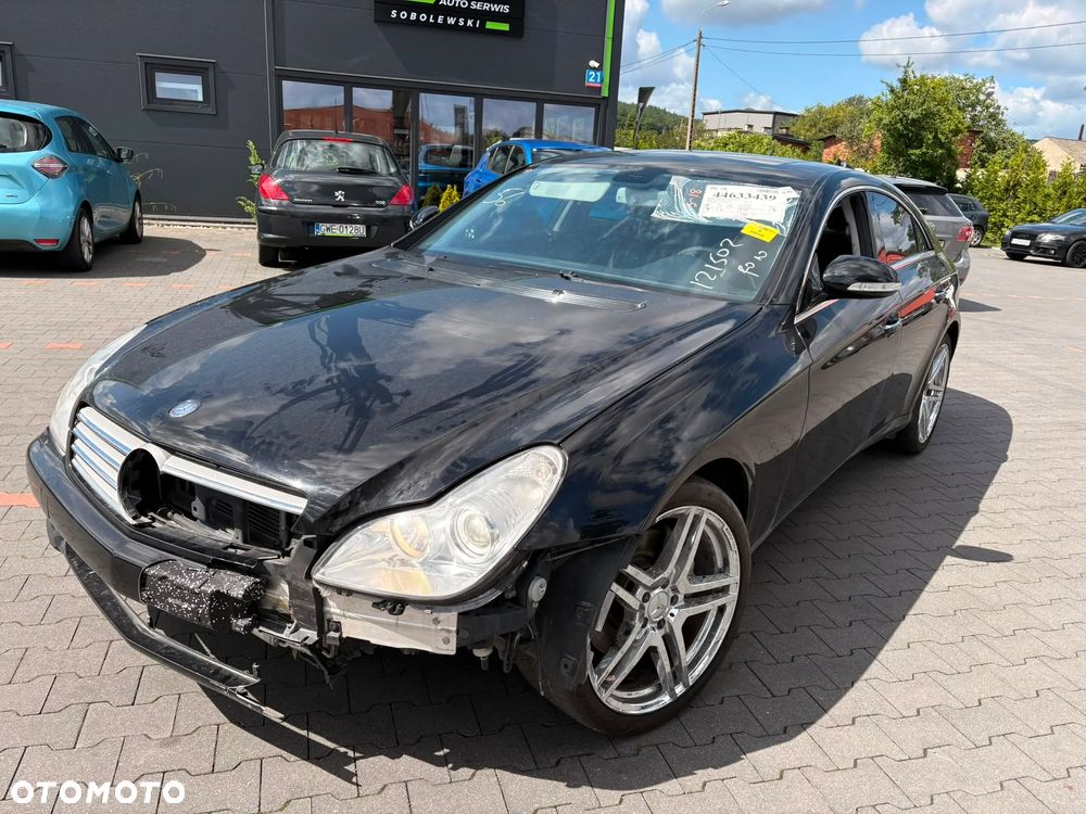 Mercedes-Benz CLS - 4
