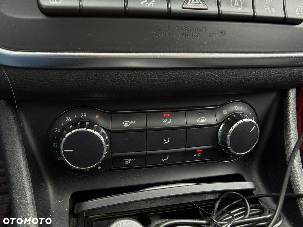 Mercedes-Benz CLA - 21