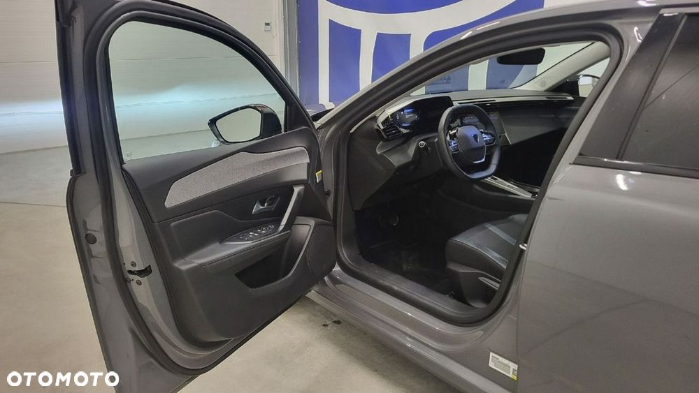 Peugeot 308 1.2 PureTech Allure Pack S&S EAT8 - 11