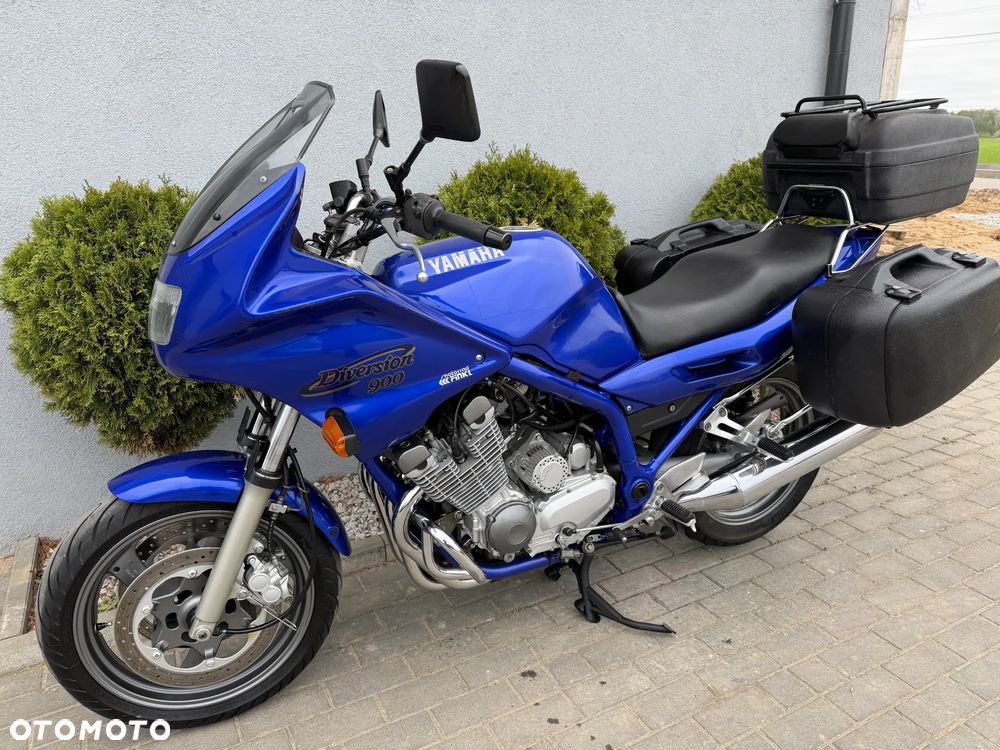 Yamaha XJ - 9