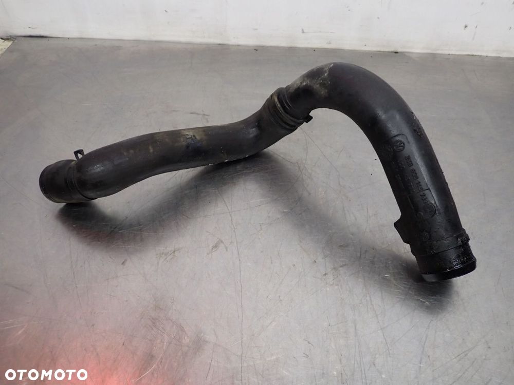 PRZEWÓD POWIETRZA SKODA ROOMSTER I 6Q0145770R - 2