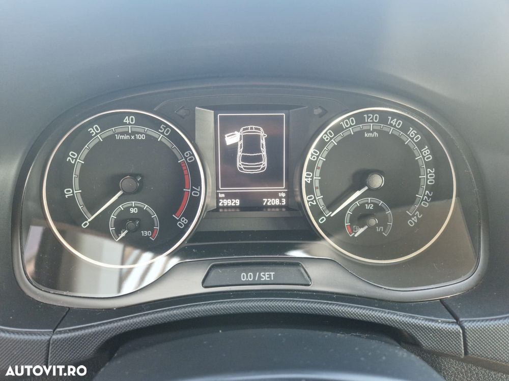 Skoda Fabia - 12