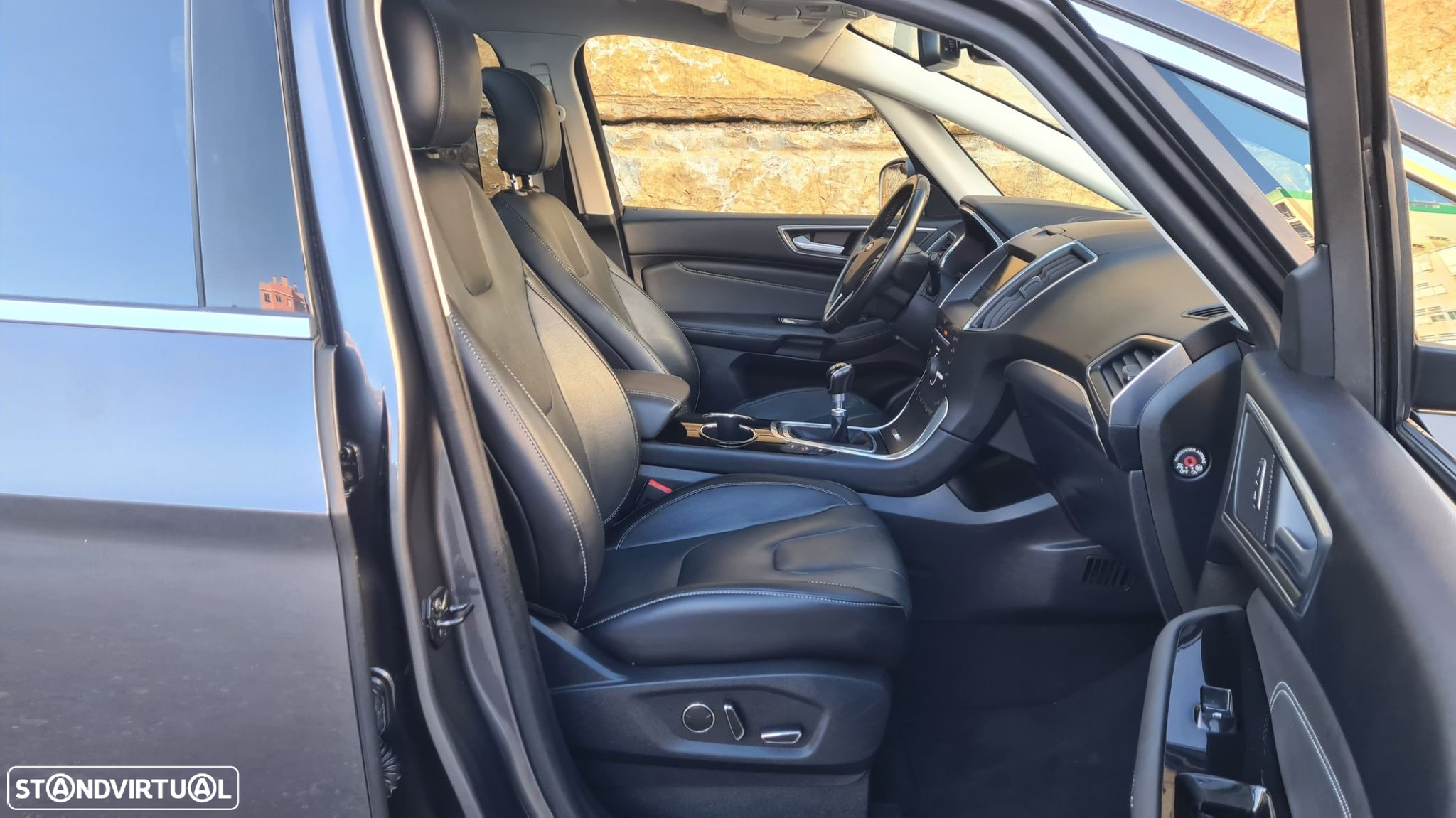 Ford S-Max 2.0 TDCi Titanium - 35
