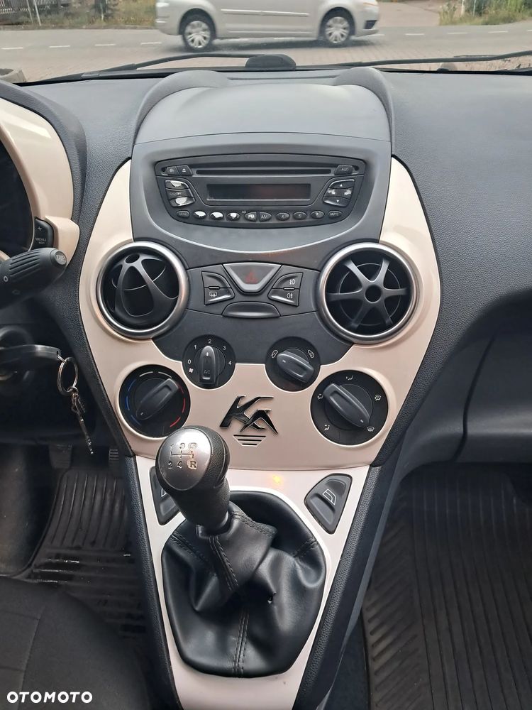 Ford KA 1.2 Titanium (air2) - 4