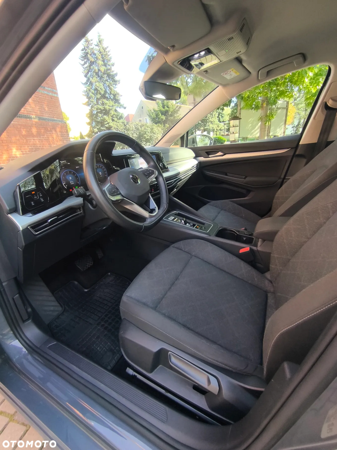 Volkswagen Golf - 14