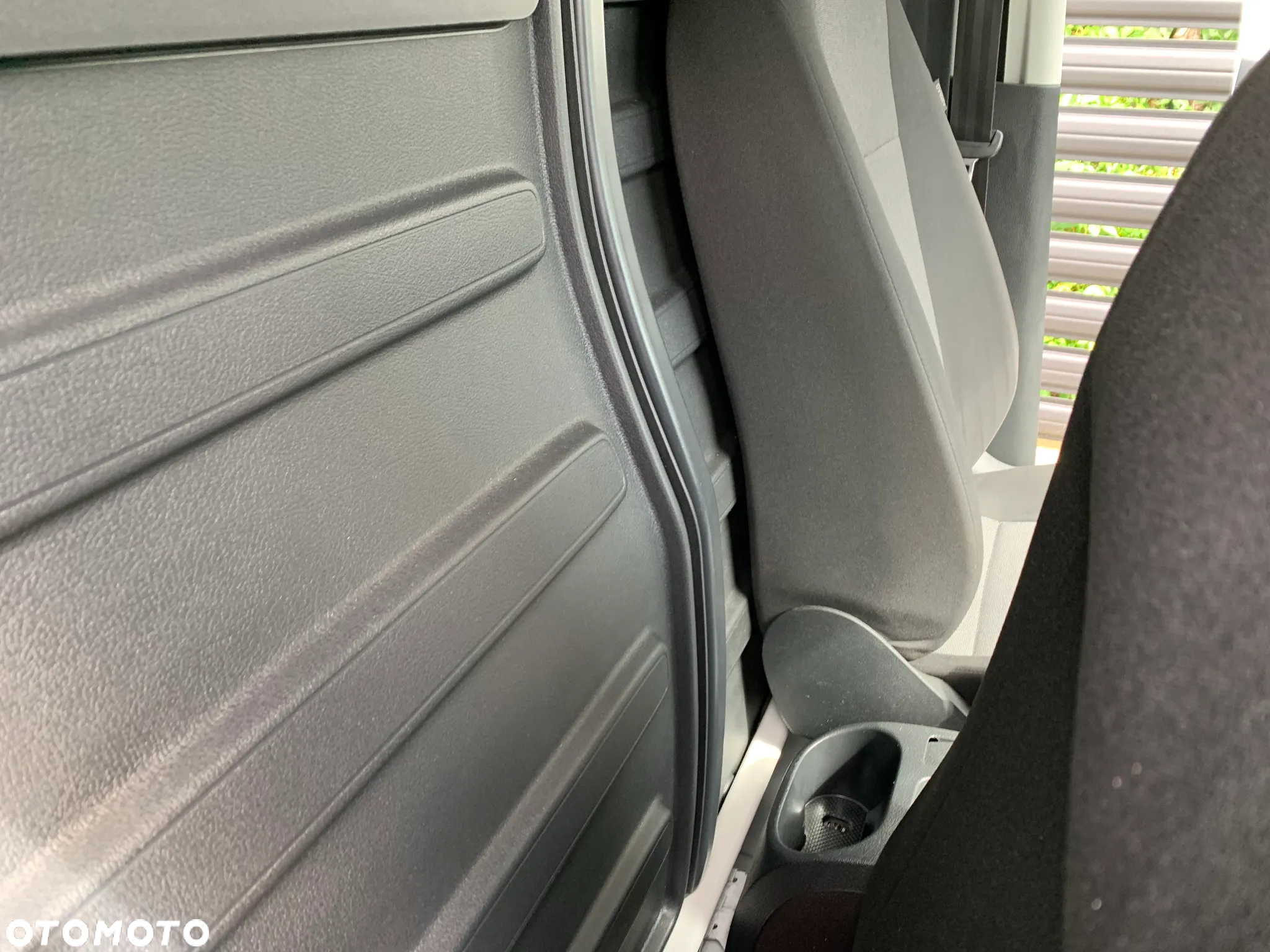 Volkswagen CADDY 2.0TDI 102KM SALON POLSKA SERWISOWANY W ASO VW BARDZO ZADBANY JEDEN WŁAŚCICIEL JAK NOWY - 26