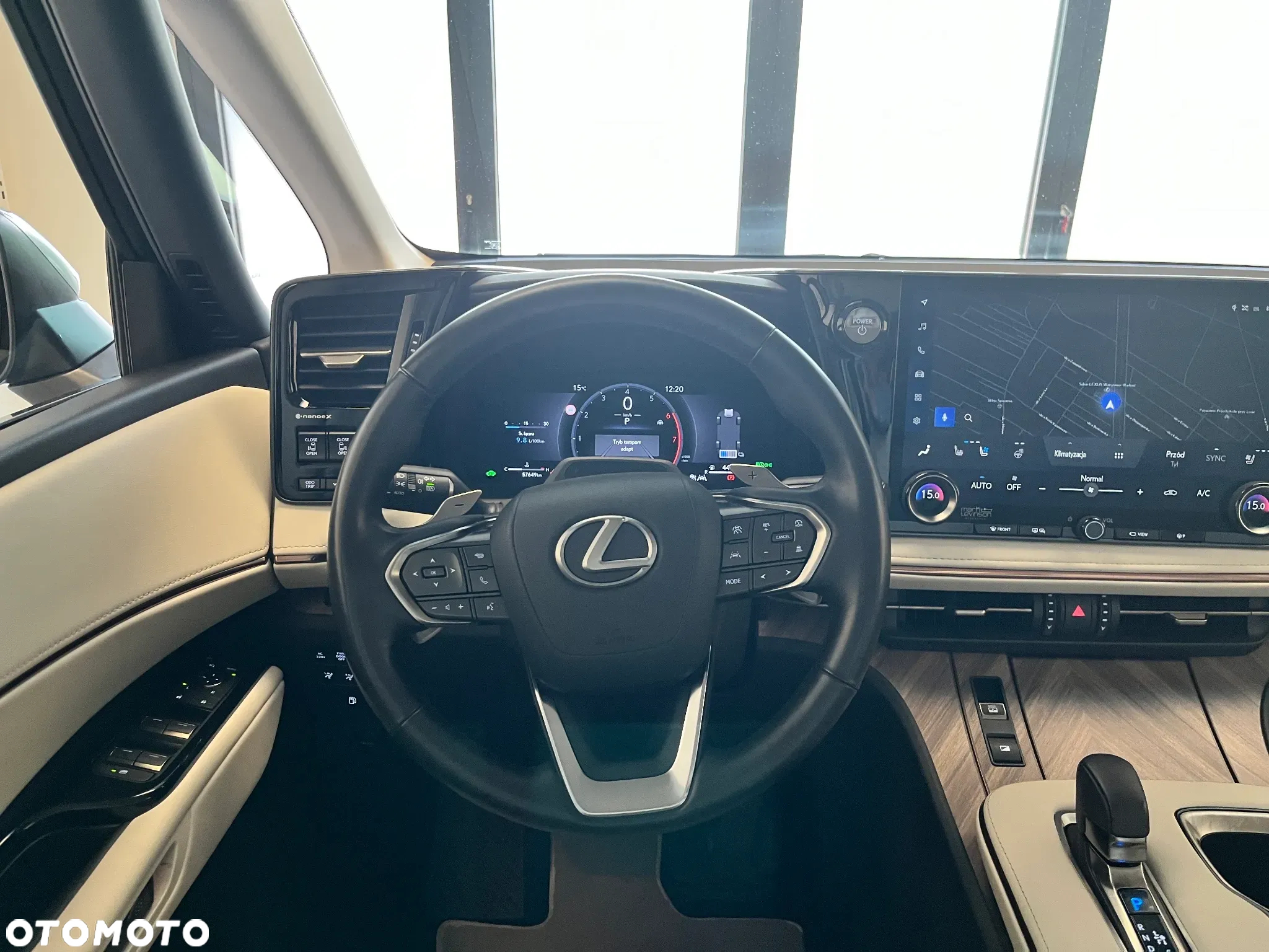 Lexus LM 350h Omotenashi - 16