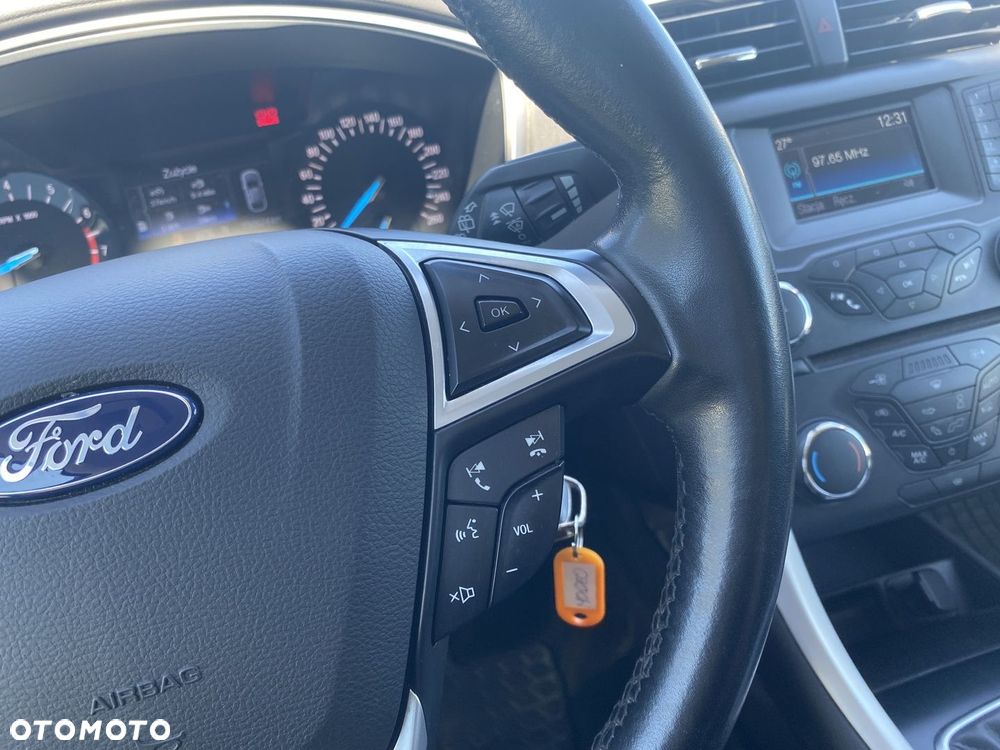 Ford Mondeo 1.5 EcoBoost Ambiente - 11