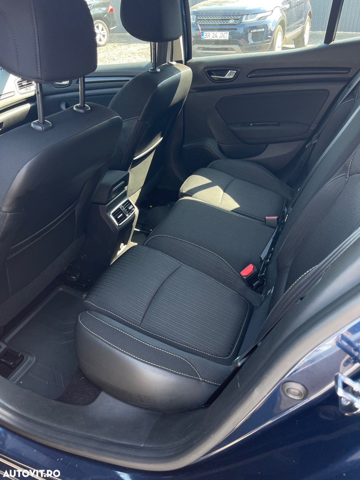 Renault Megane ENERGY dCi 110 EXPERIENCE - 12