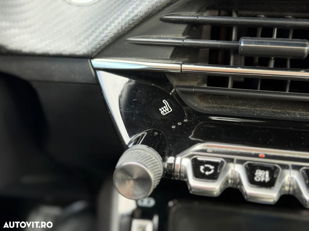 Peugeot 208 Elektromotor 156 Active - 16