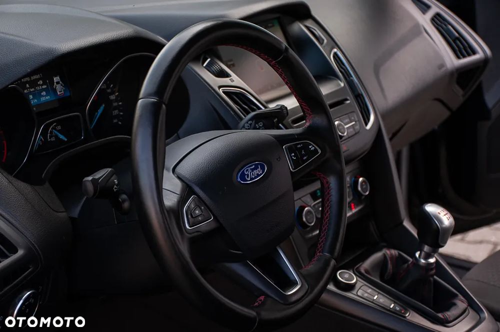 Ford Focus - 21