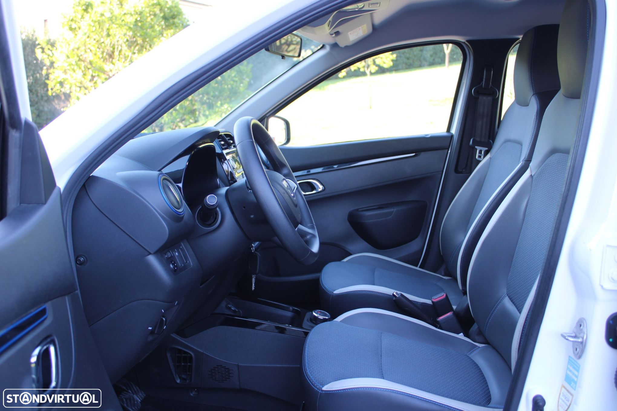 Dacia Spring Comfort - 4