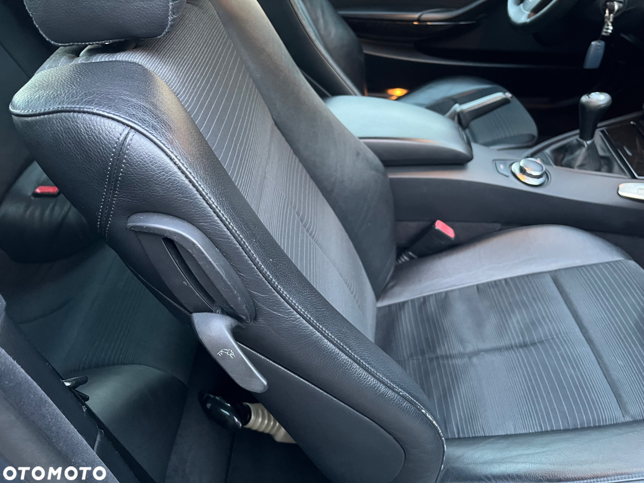 BMW Seria 6 630i - 12