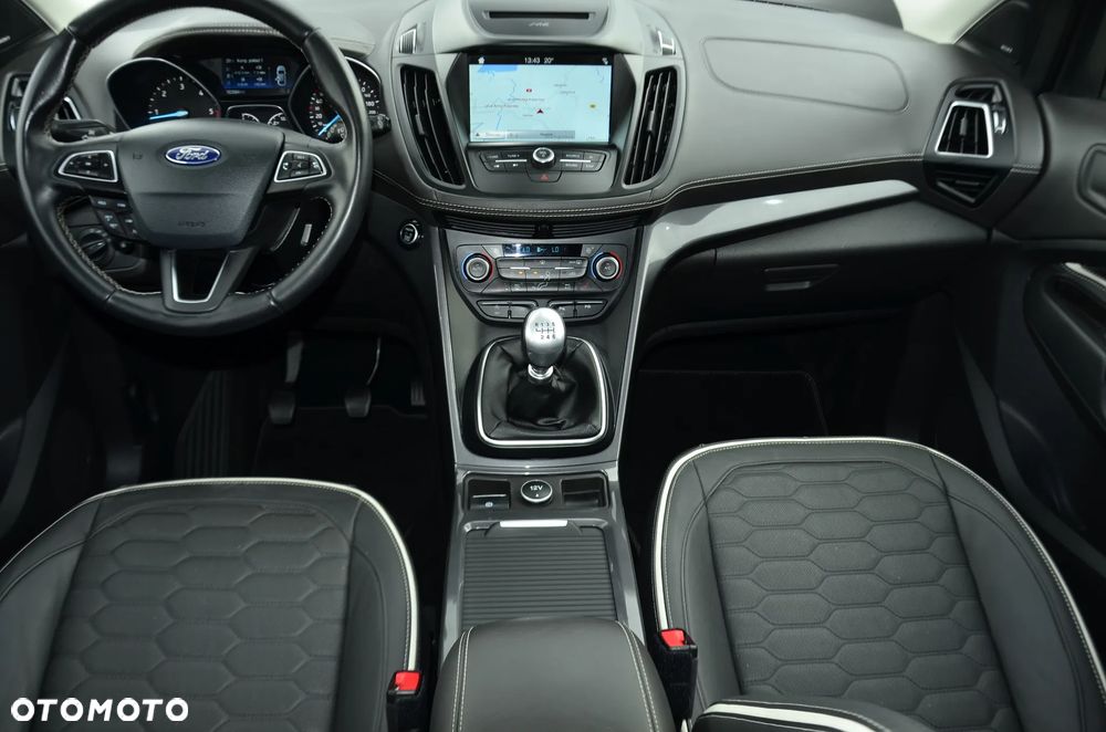 Ford Kuga Vignale 2.0 TDCi FWD - 22