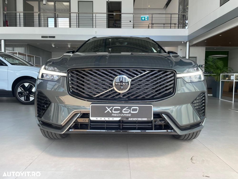 Volvo XC 60 T6 AWD Recharge Plus Dark - 2