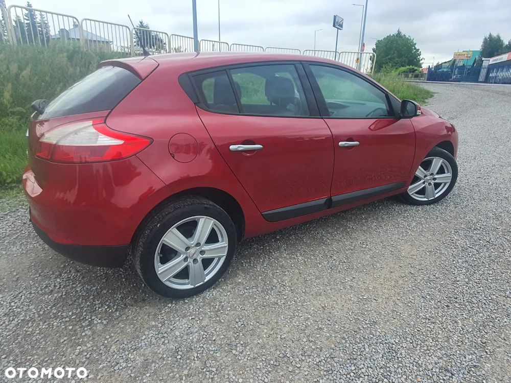 Renault Megane 1.6 16V 110 Dynamique - 10