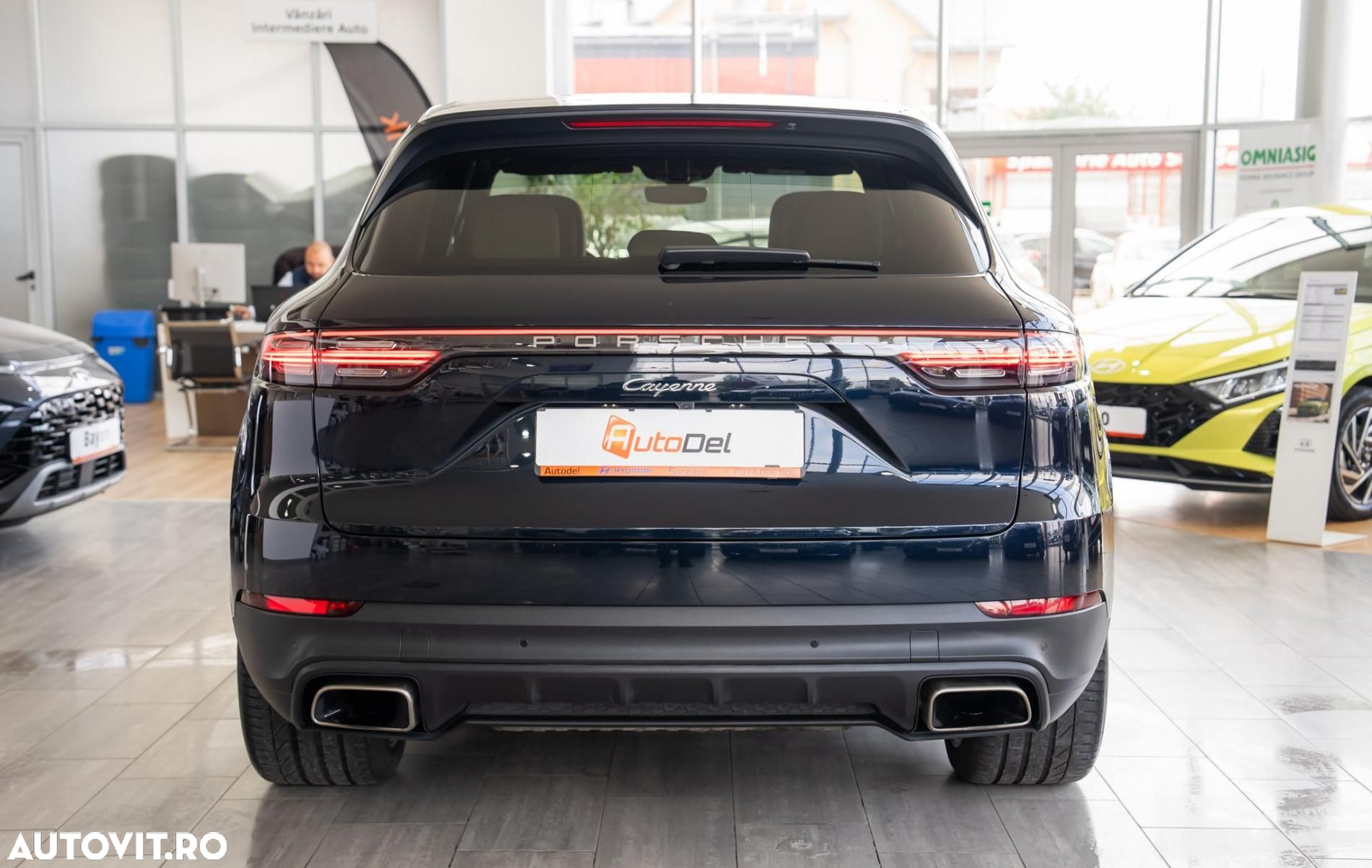 Porsche Cayenne Tiptronic S Platinum Edition - 12