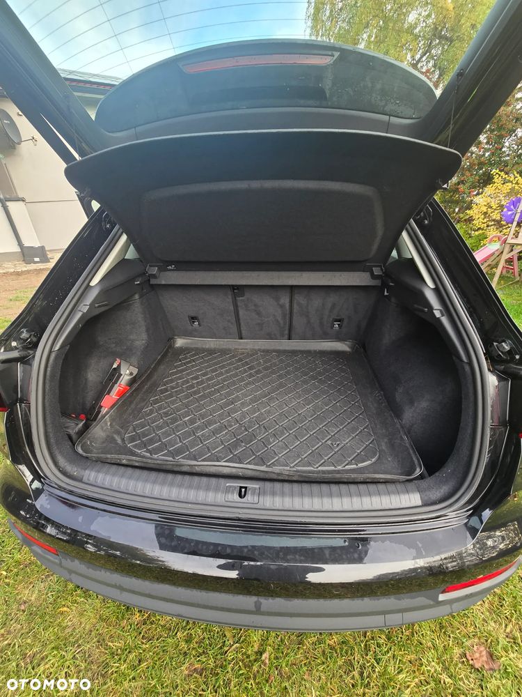 Audi Q3 - 22