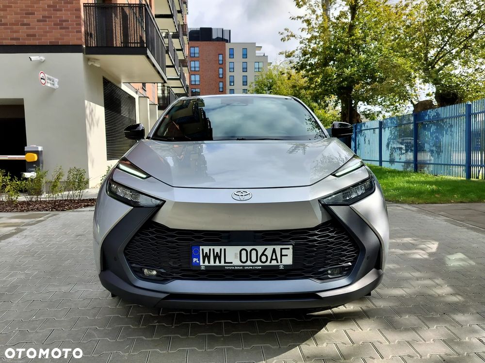 Toyota C-Hr 2025 photo 2