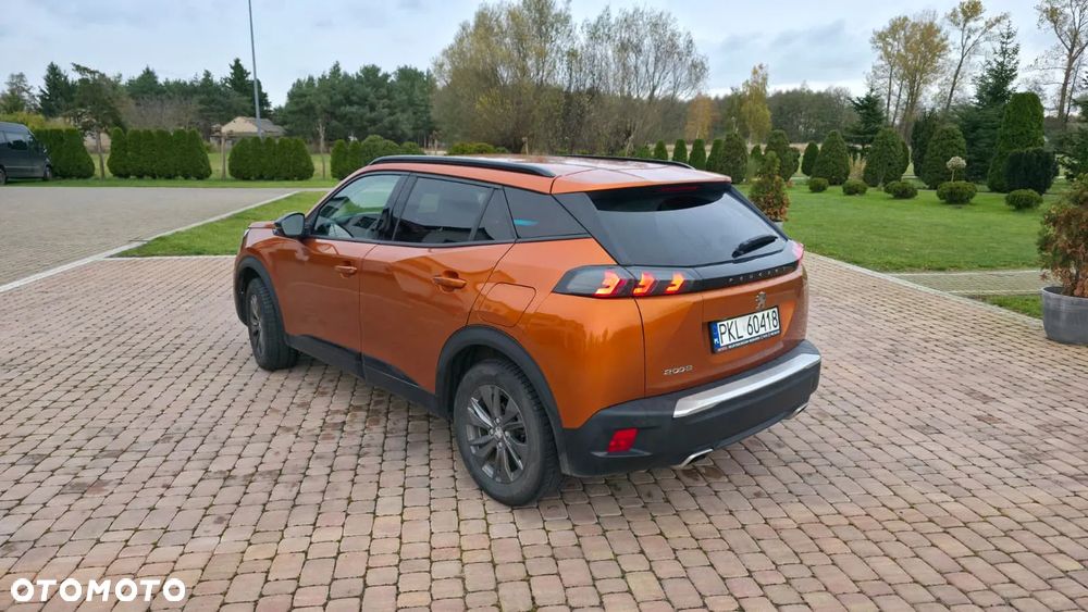 Peugeot 2008 1.2 PureTech Allure Pack S&S EAT8 - 6