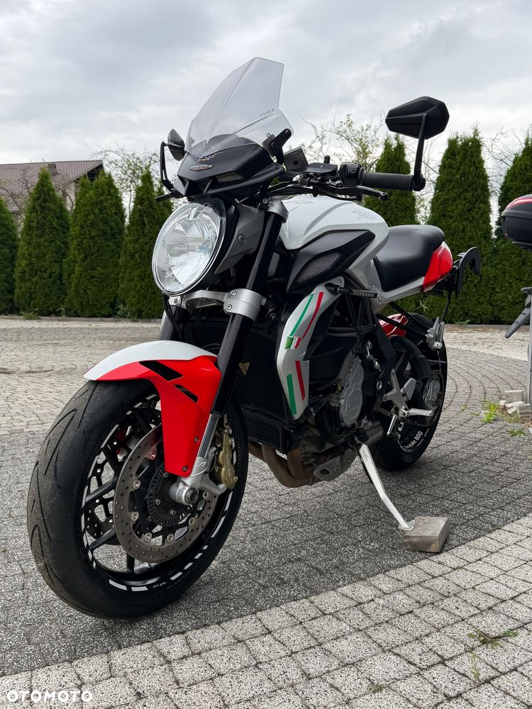 MV AGUSTA Brutale - 12