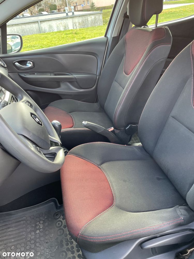 Renault Clio - 21