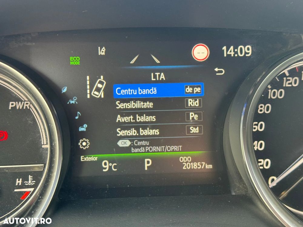 Toyota Camry 2.5 Dynamic - 18