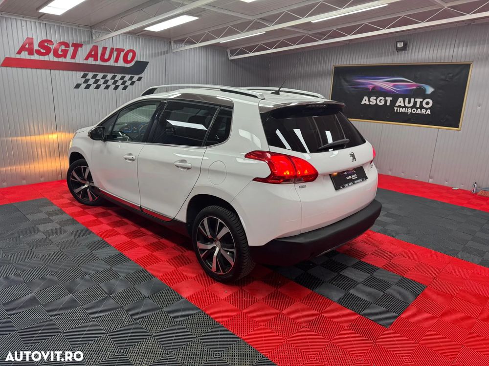 Peugeot 2008 - 5