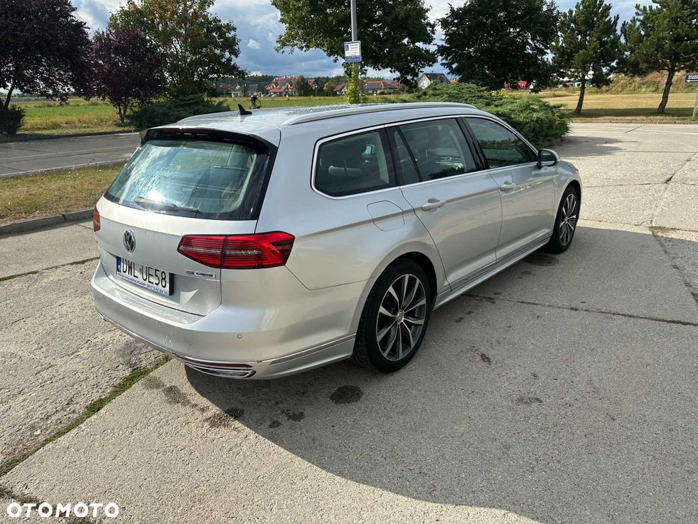 Volkswagen Passat Variant - 4