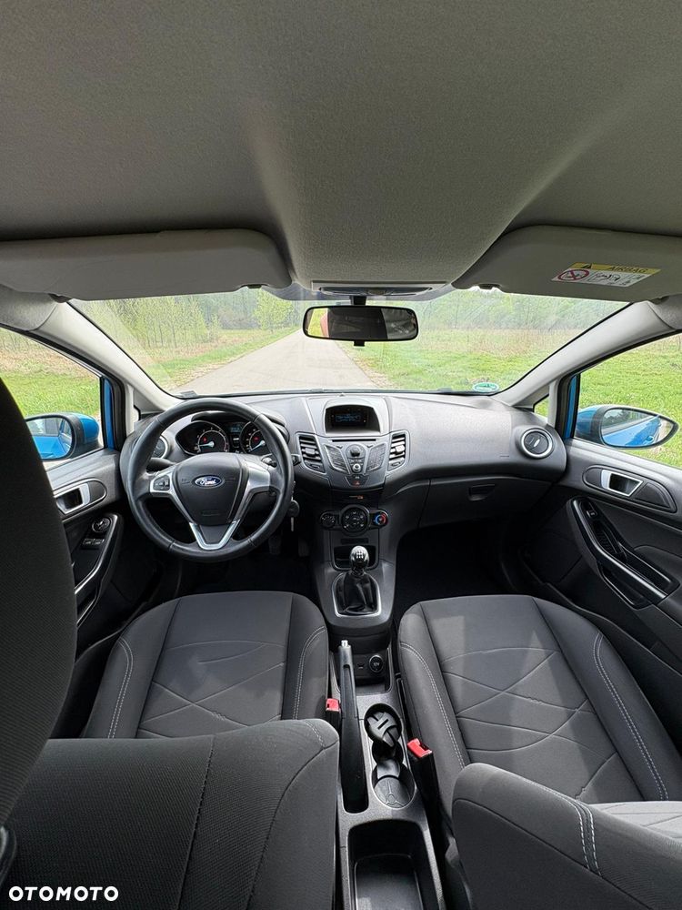 Ford Fiesta 1.25 Celebration - 12