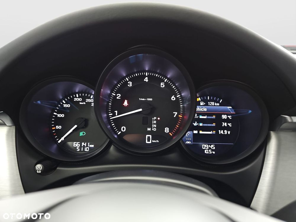 Porsche Macan Standard - 19