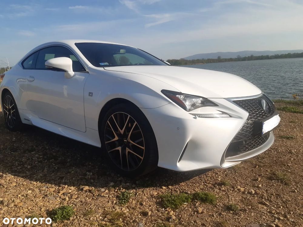 Lexus RC 300h F Sport - 5