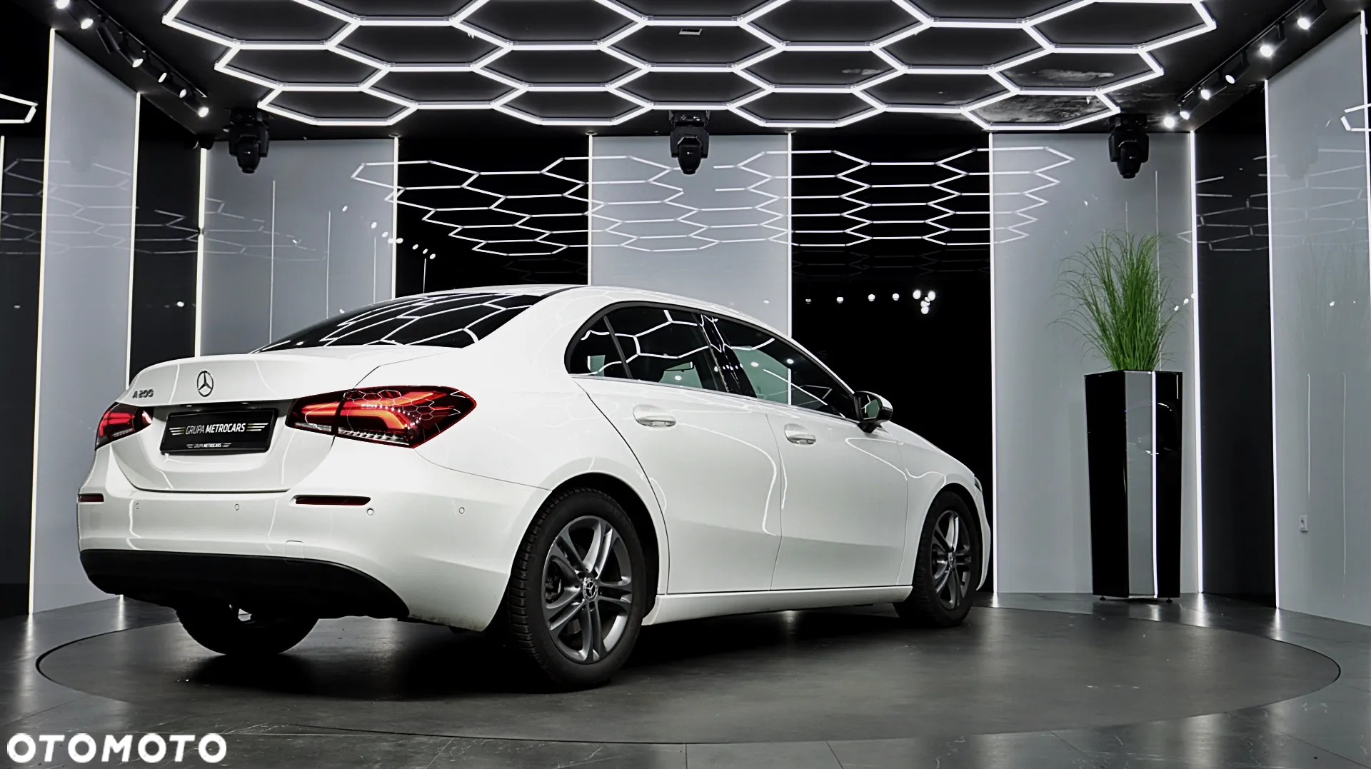 Mercedes-Benz Klasa A 200 Style 7G-DCT - 8