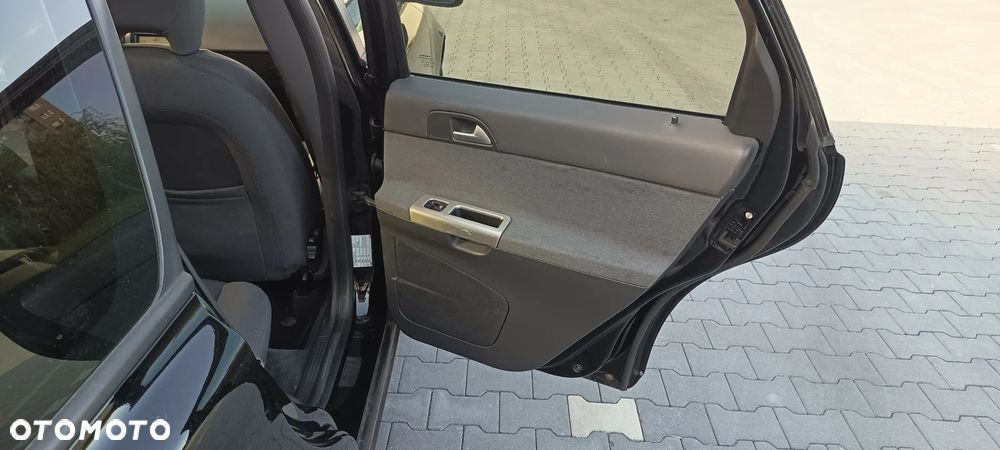 Volvo V50 2.4 - 14