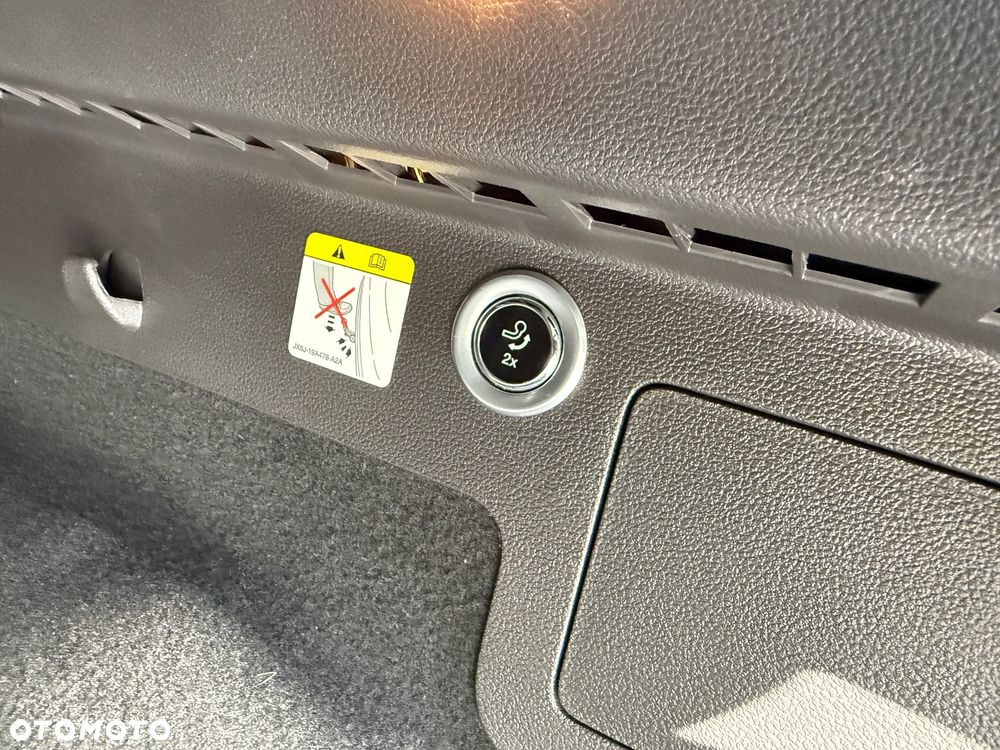 Ford Kuga 1.5 EcoBoost 2x4 Titanium - 22