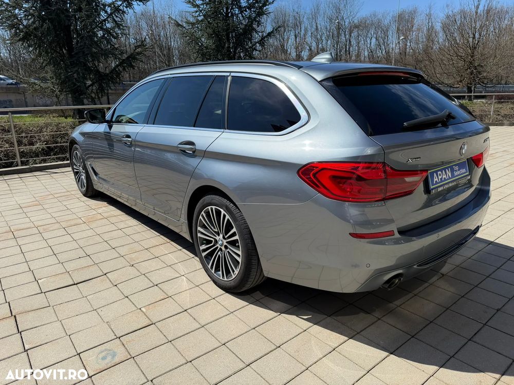 BMW Seria 5 530d xDrive AT - 24