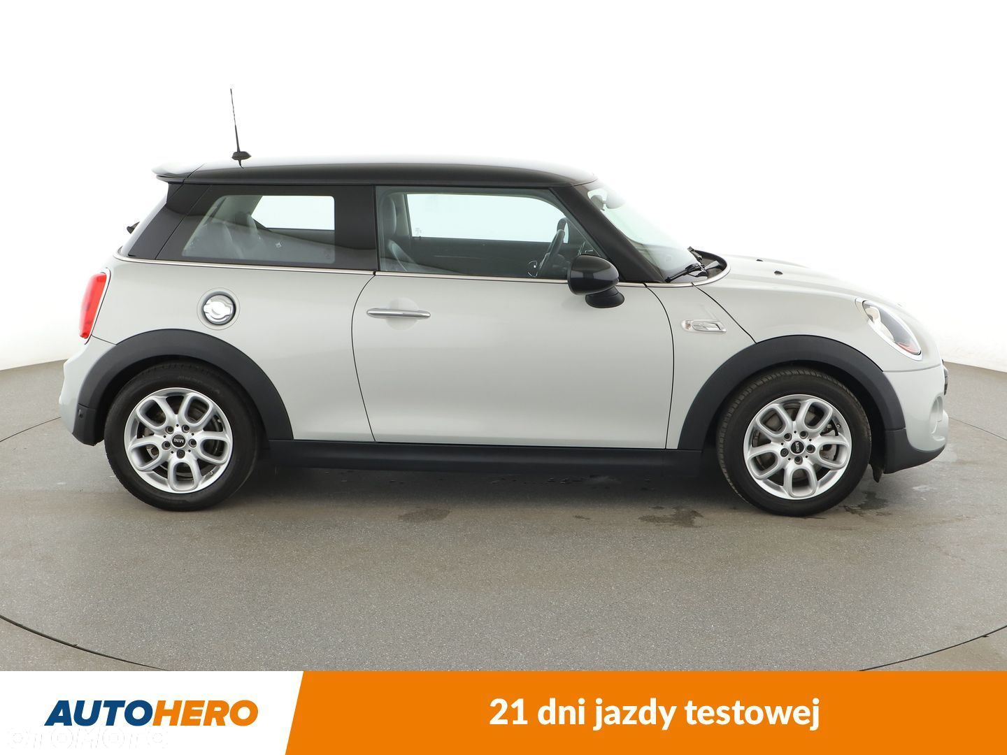 MINI ONE - 7