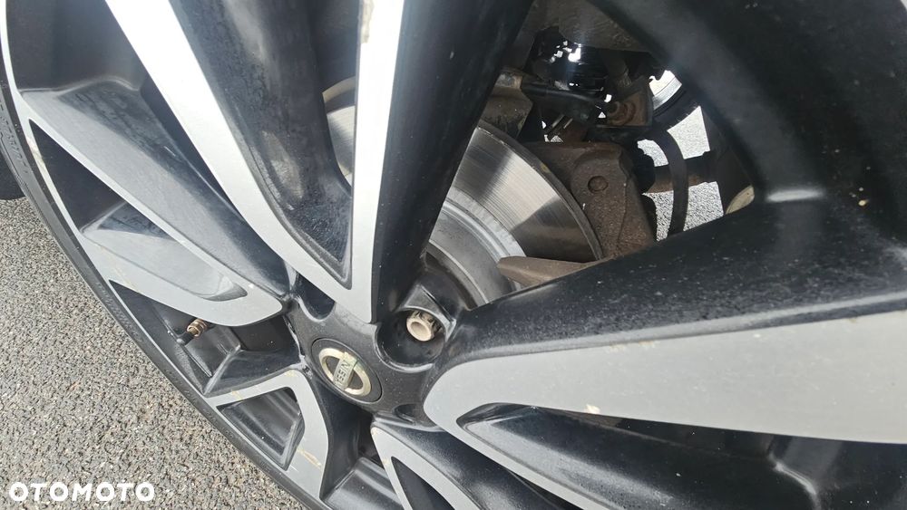 Nissan Qashqai 1.6 dCi Xtronic TEKNA+ - 16