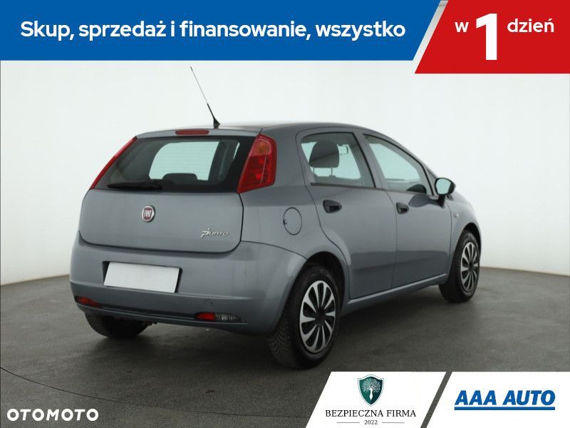 Fiat Punto 2012 - 7