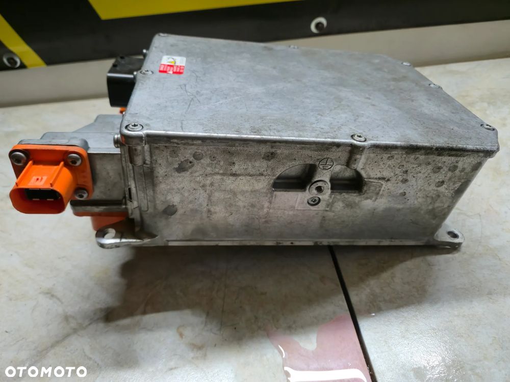 AUDI VW SKODA ŁADOWARKA MODUŁ ŁADOWANIA BATERII - 6