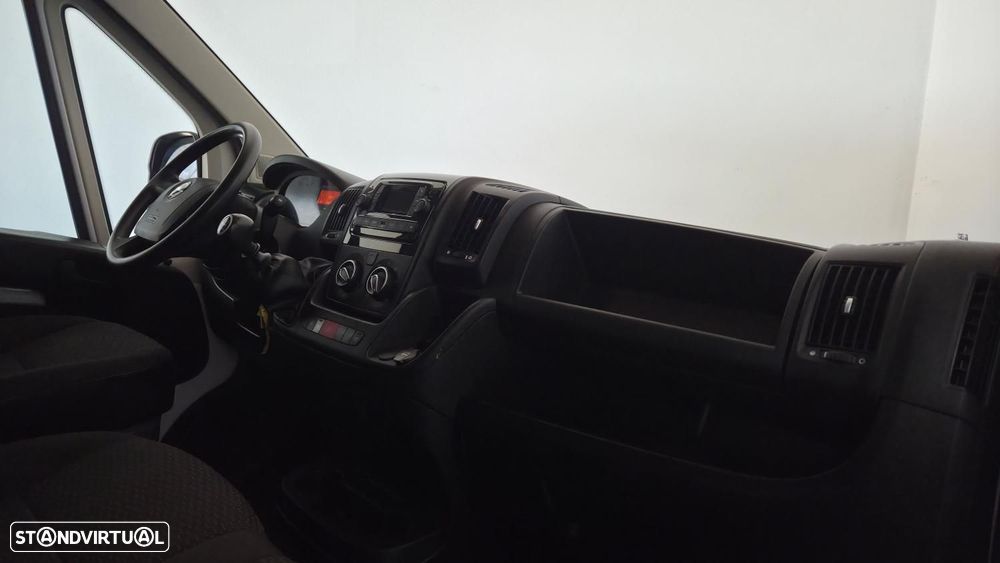 Opel Movano - 8